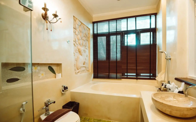 Racha Kiri Resort and Spa Khanom