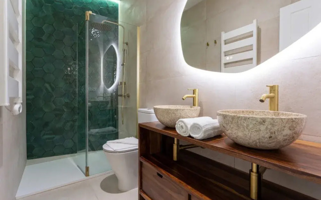Stylish Apartment in Central Seville. Boteros