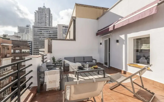 Trentola - 3 Bedroom in Malasa a