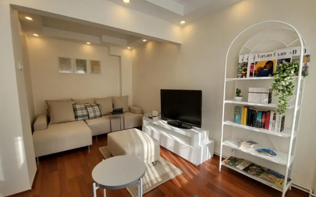 Chic Flat in Sariyer With Balcony and Sea View