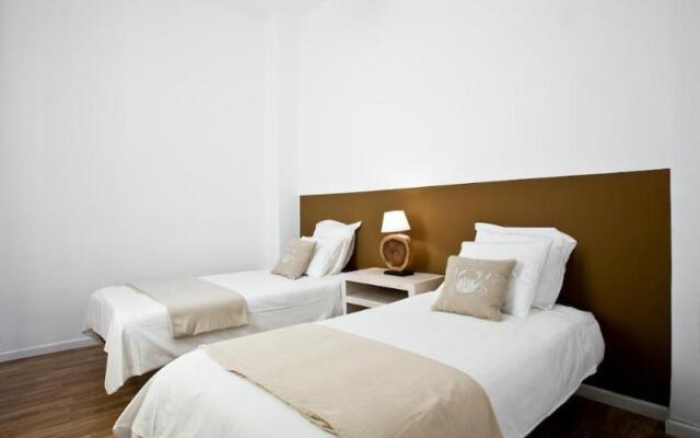 Отель Luxury Valencia Beach комната для гостей