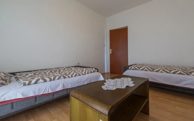 Apartments Paly