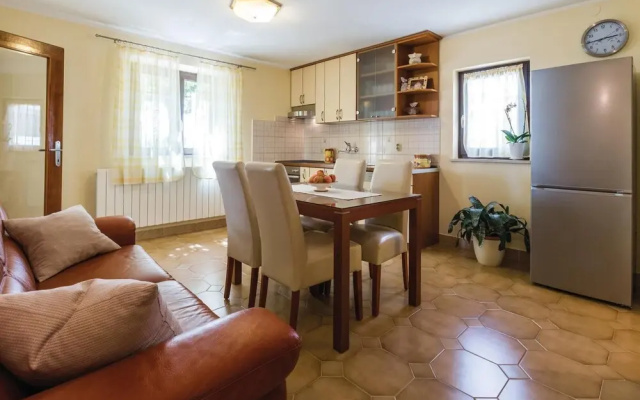 Beautiful Home in Kanfanar With Wifi and 2 Bedrooms