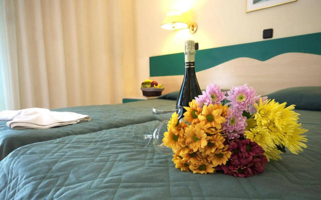 Poseidon Hotel and Apartments
