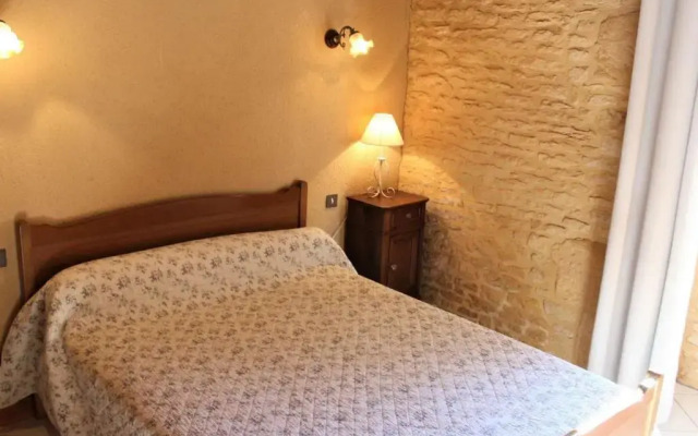 Gîte Salignac-Eyvigues, 4 pièces, 6 personnes - FR-1-616-88