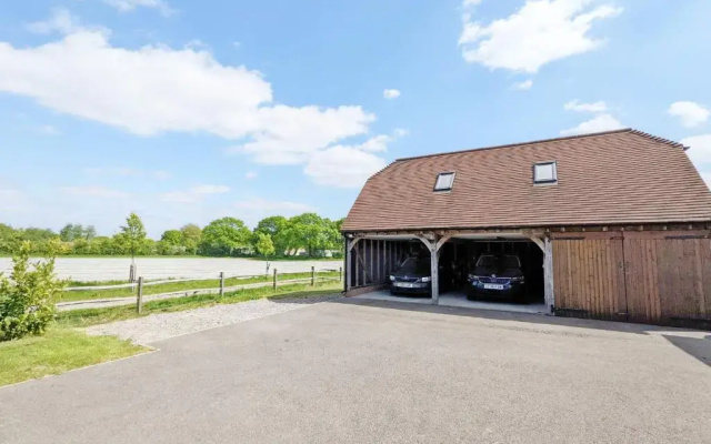 Carthagena, Birdham