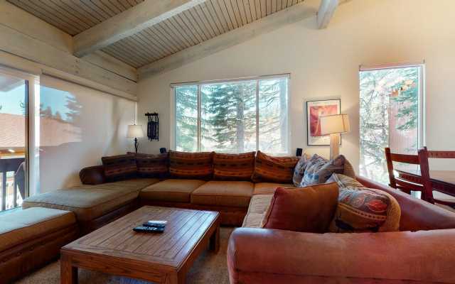 Mammoth West #115 Condo
