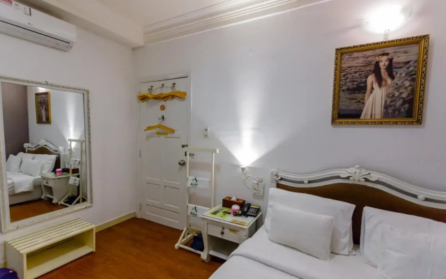 A25 Hotel 307-309 Ly Tu Trong