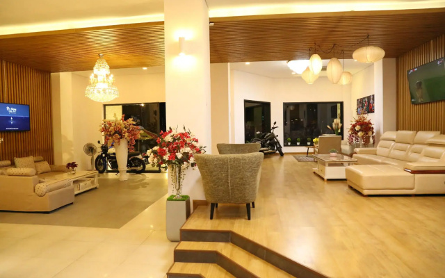 KaKa Hotel