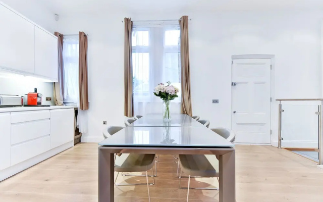 NEW Sleek and Smart 2BD Flat in Fulham/Chelsea