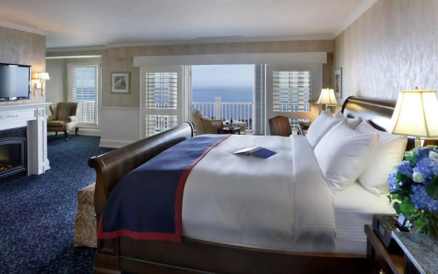 Madison Beach Hotel