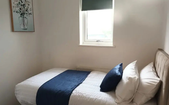 Spacious Birmingham House - 7 Guests -free Parking