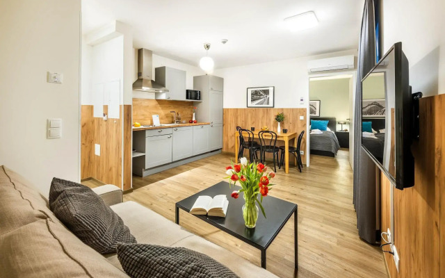 Jimmy's Apartments Lory