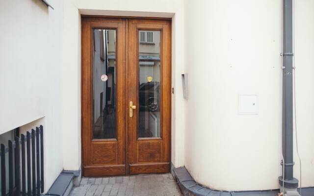 Отель Bearsleys Archers Apartments Латвия, Рига - отзывы, цены и фото номеров - забронировать отель Bearsleys Archers Apartments онлайн вид на фасад