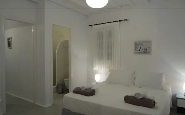 Mykonos Scorpion Beachfront Suites