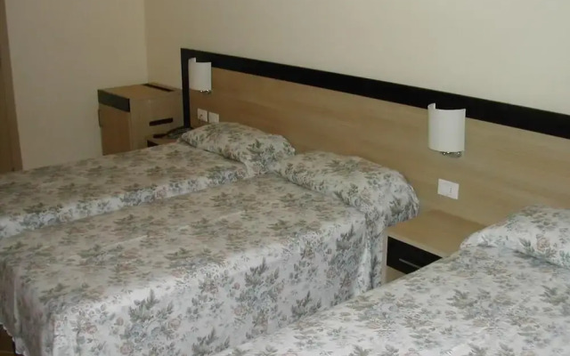 Hotel Flora