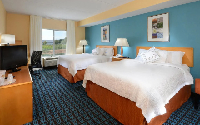 Fairfield Inn & Suites By Marriott Roanoke Holli