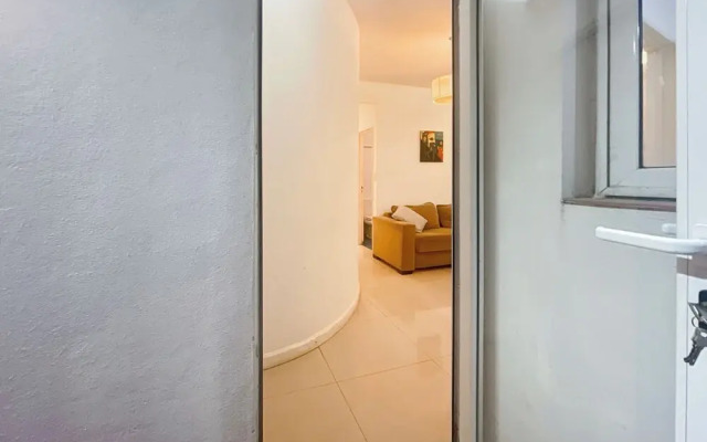Charming Stay With Patio in Colegiales