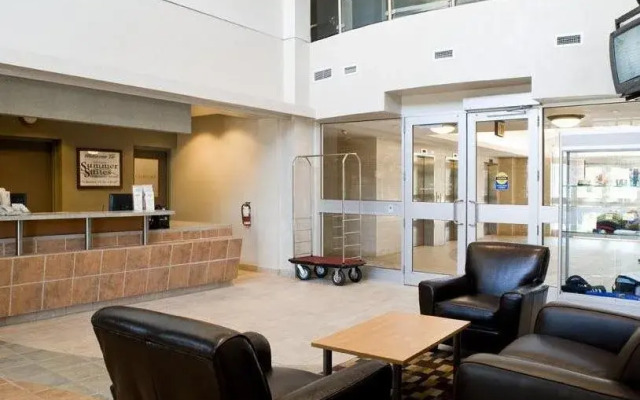 Residence & Conference Centre - Barrie
