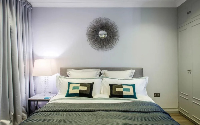 Knightsbridge Holiday Apartment