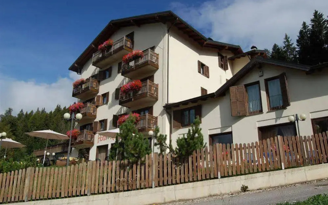 Hotel Roma