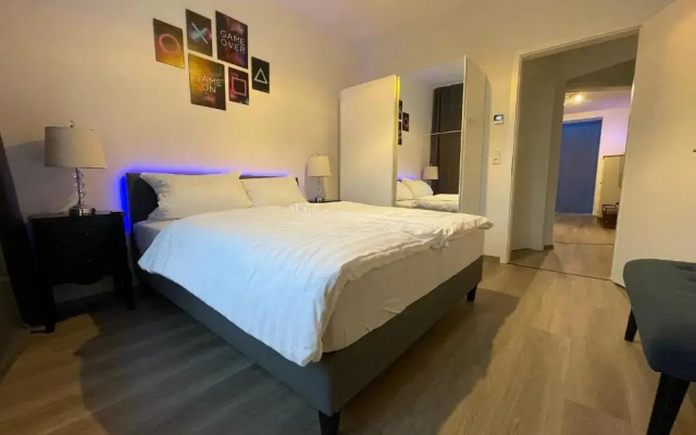 PS5+55 Zoll 4K Fernseher - Gaming Apartment