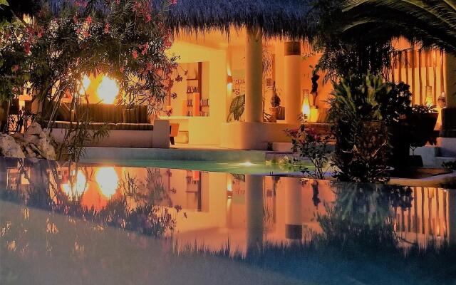 La Tortuga Hotel & Spa - Adults Only вид на фасад