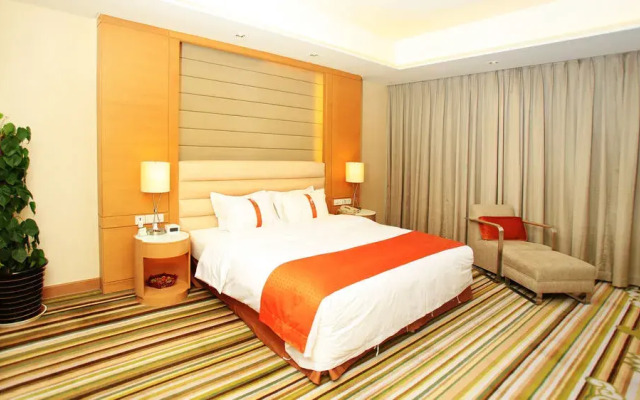 Holiday Inn Riverside