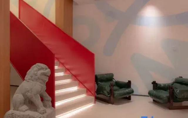 Wang Jingde · Moon White and Sky Blue · DESIGNER Homestay