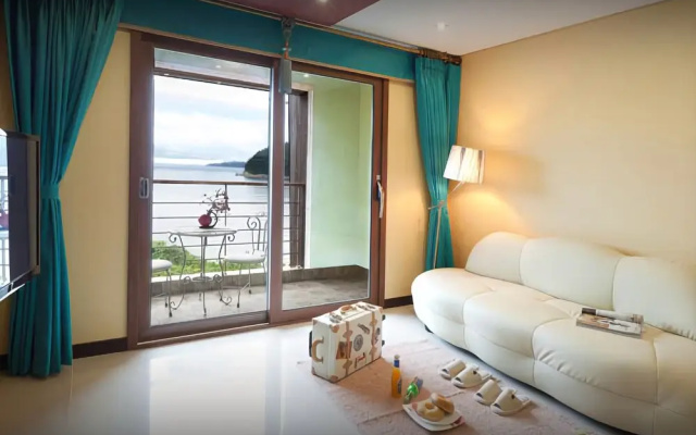 Geoje Theravich A-dong Pension