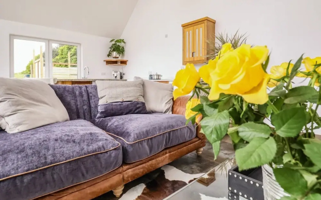 Polly's Annexe