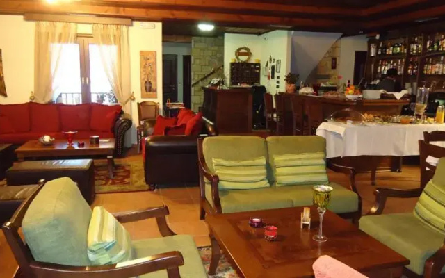 Hotel Kokkinos Vrachos