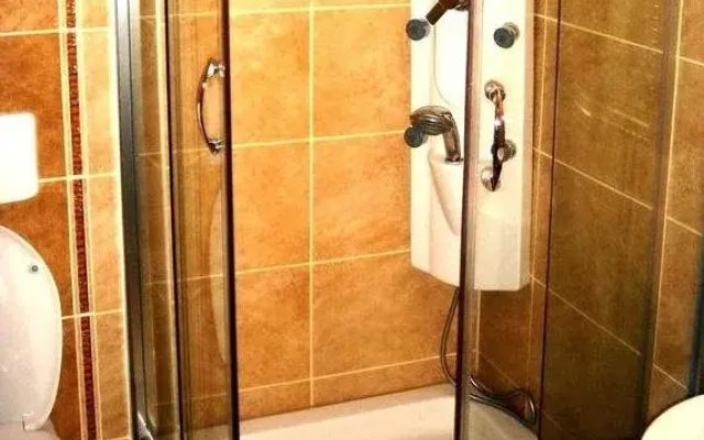 Elif Otel