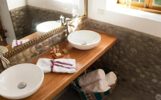 Nunu Boutique Hotel