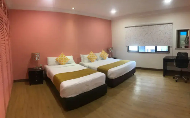 Rimbun Suites & Residences