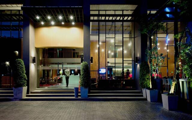 Отель Page 10, Hotel Таиланд, Паттайя - отзывы, цены и фото номеров - забронировать отель Page 10, Hotel онлайн вид на фасад