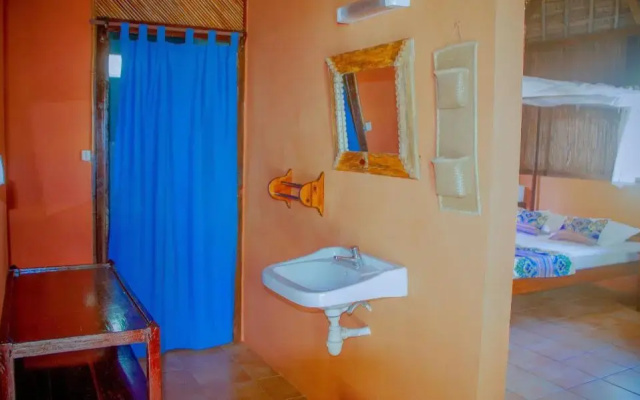 Lakana Hotel