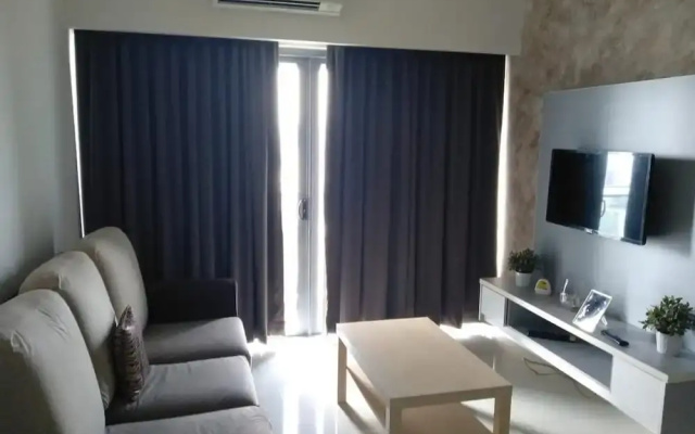 1BR Mercu Summer Suites By Fervent