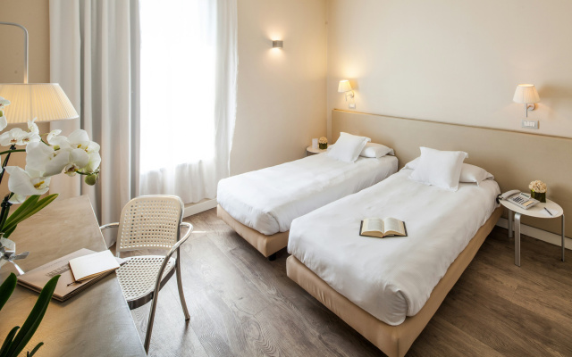Cosmo Hotel Palace
