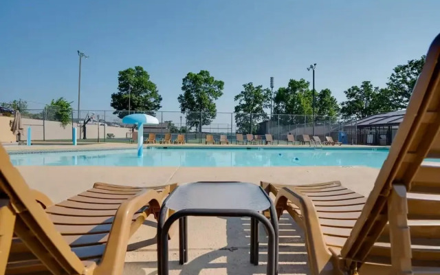Fairway Retreat for 6 – Walk-in and Pet Friendly