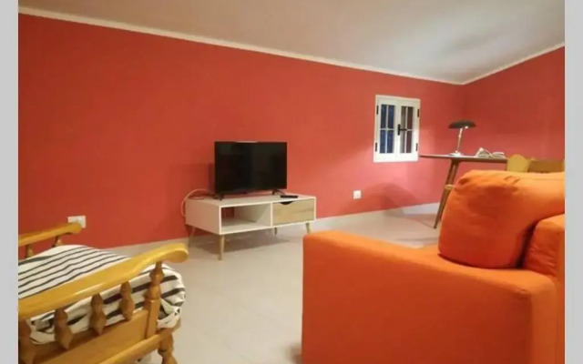 Relax house with swimming pool and a big garden