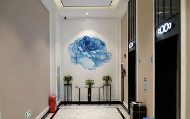 Xana Hotelle Hotel (Fangchenggang West Bay City Beach)