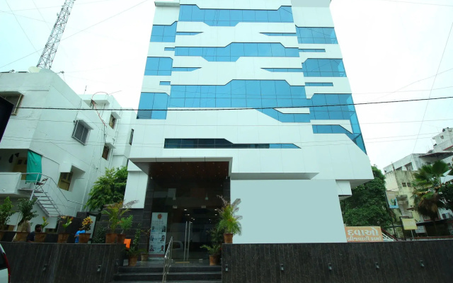The Pacific Hotel, Vadodara