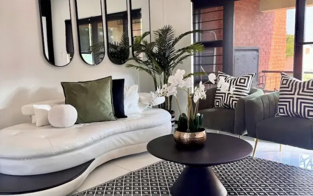 Luxury 2 Bedroom Apartment Near Monte Casino, Johannesburg