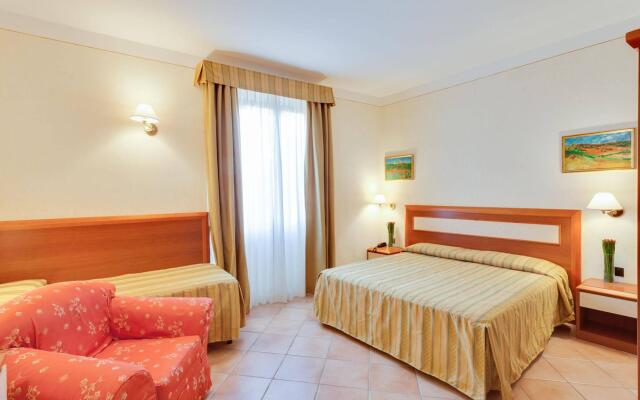 Hotel Mia Cara комната для гостей