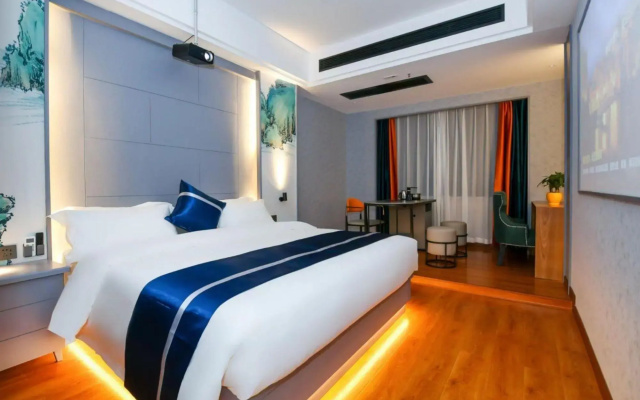 DENNERS Hotel