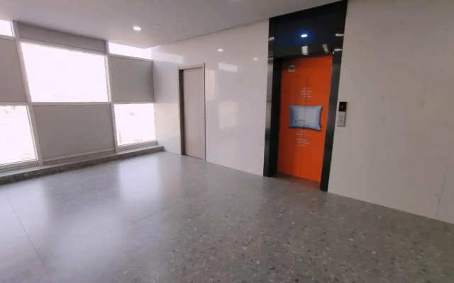 IU Hotel Lanzhou New District Airport Ruiling International