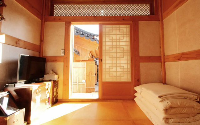 Doldam House