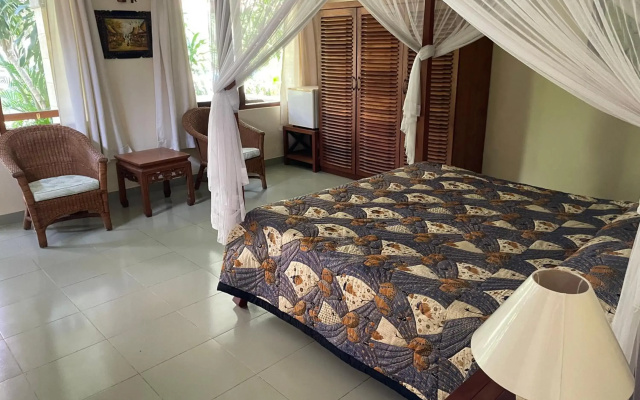 Raja Gardens Hotel