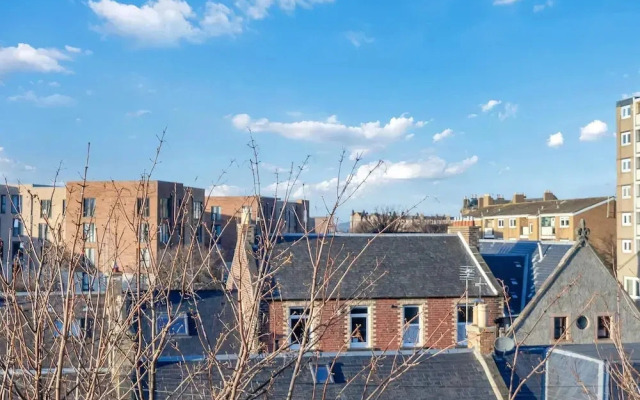Edinburgh Beach Apartment Free On-street Parking